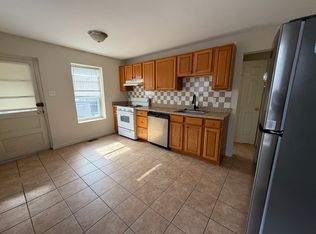 437 Martin St, Philadelphia, PA 19128