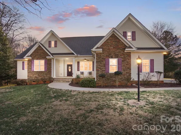 1938 Sossoman Springs Rd, Midland, NC 28107