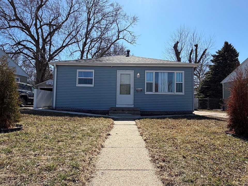 1st image of 2601 W 7th St