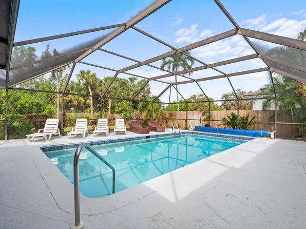 560 Century Dr, Marco Island, FL 34145