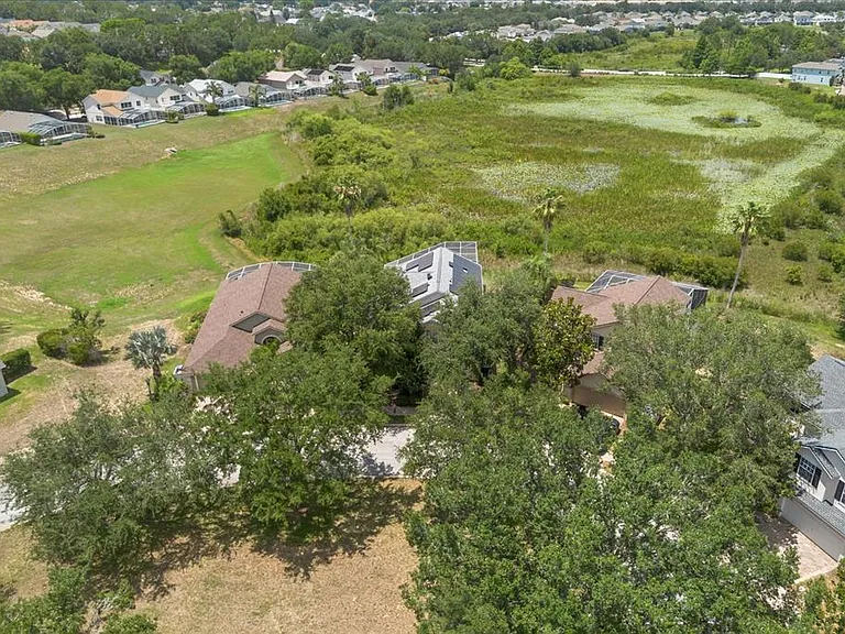 526 Windsor Pl — Photo 36