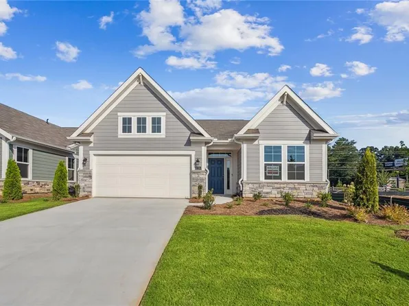 116 Laurel Farms Ln, Dallas, GA 30157