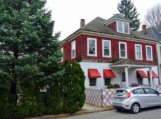 8 Ledge Ct, Clinton, MA 01510