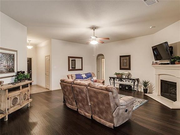 5th image of 5328 Thornbush Dr