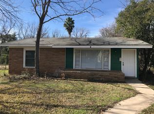 222 Riverside Dr, San Marcos, TX 78666