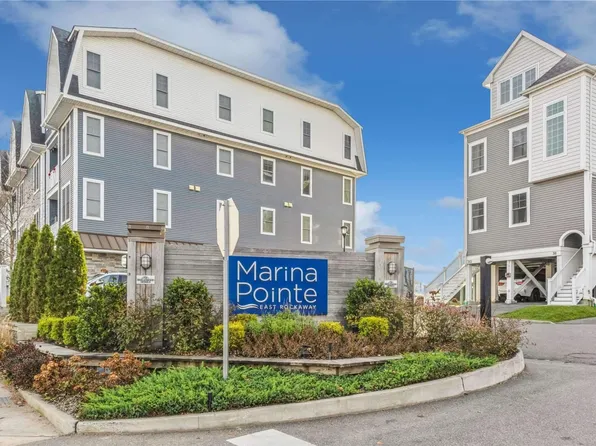214 Marina Pointe Drive #214, East Rockaway, NY 11518