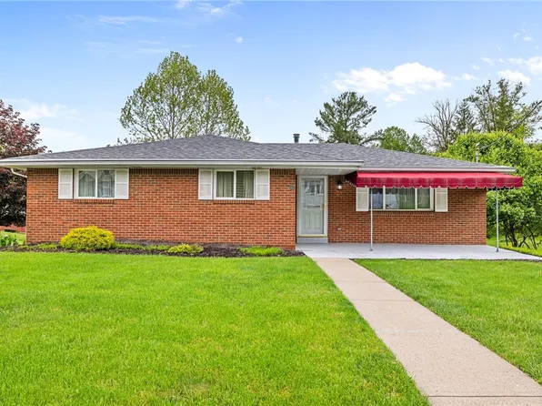 42 Biltmore Dr N, Washington, PA 15301