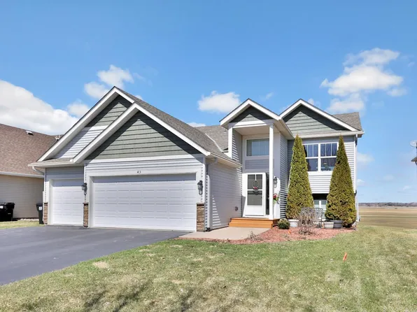 43 Robinson Dr, Lino Lakes, MN 55014