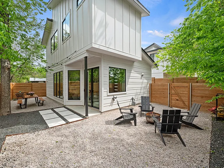 1710 Adina St #2 — Photo 24