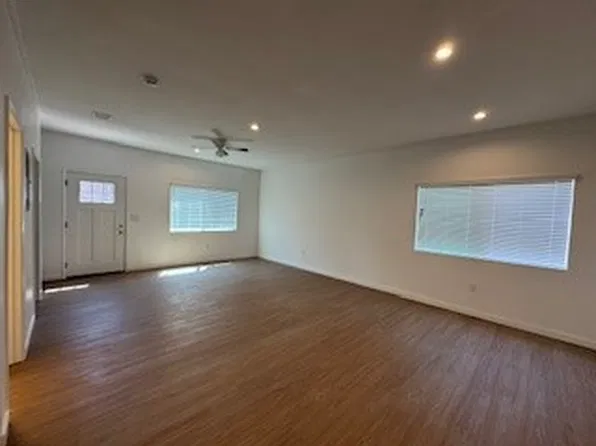 751 E 76th Pl #749, Los Angeles, CA 90001