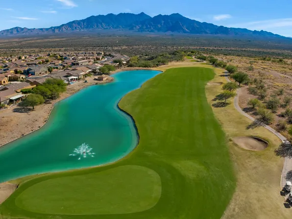 5829 S Waynes Way, Green Valley, AZ 85622