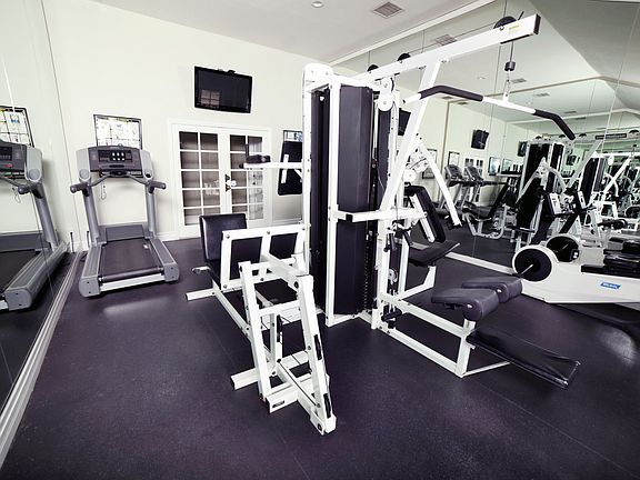 5th image of 2900 E Lincoln Ave #224