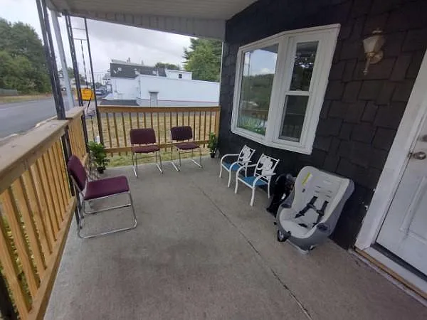 52 W Bacon St — Photo 2