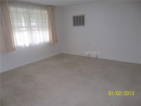 3rd image of 1647 Marengo Dr