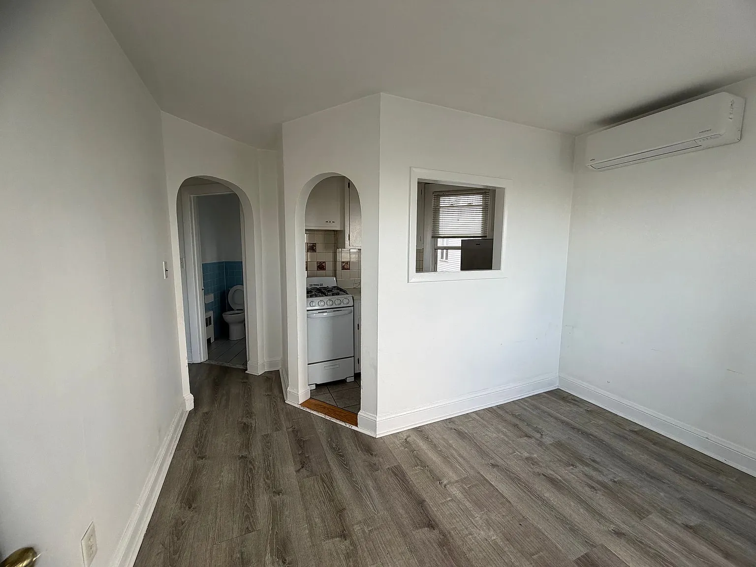 1 bed, 725 sqft, $2,100 — Photo 4