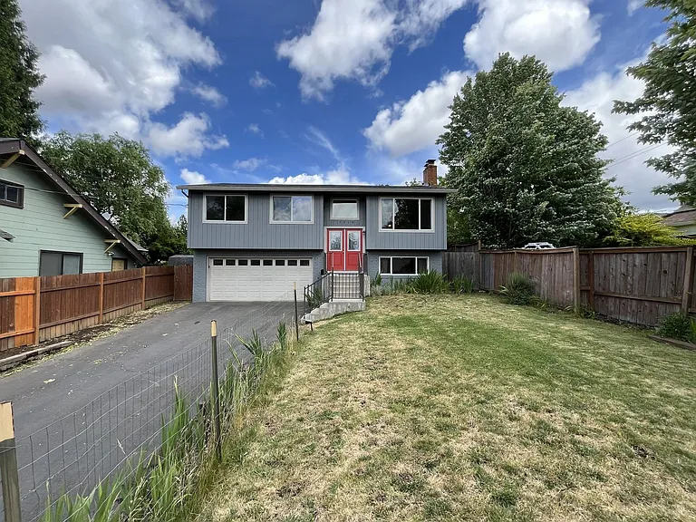 3919 SE Monroe St — Photo 4