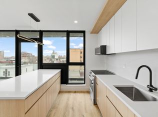 28-08 38th Ave #3D, Long Island City, NY 11101