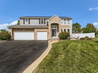 1300 Mallard Ln, Hoffman Estates, IL 60192