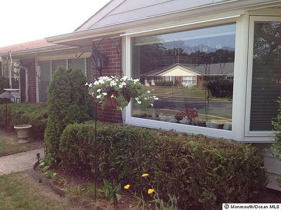2nd image of 352 Dorchester Drive #C