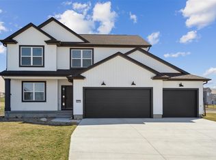 2659 Burr Oak Ct, Marion, IA 52302