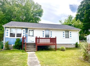 3202 Sussex Dr, Hopewell, VA 23860