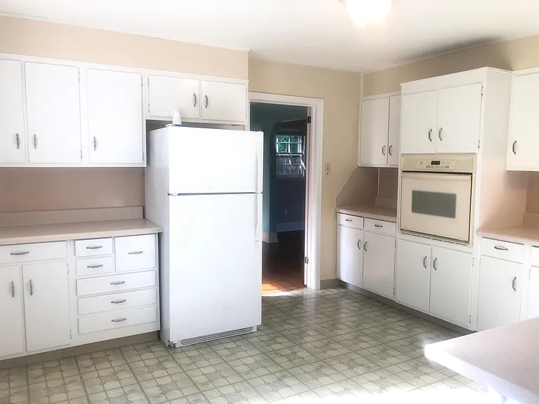 307 S Cherokee St — Photo 18
