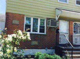 14010 Oak Ave, Flushing, NY 11355