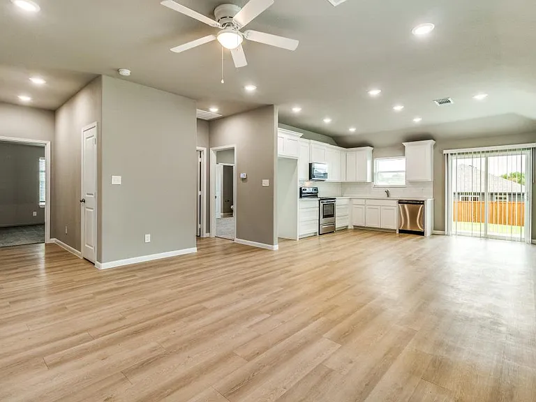 1824 Aleia Cv — Photo 4