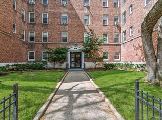821 Bronx River Road #4D, Bronxville, NY 10708