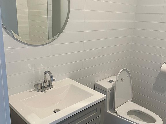 5th image of 343 Beach 86th St #1