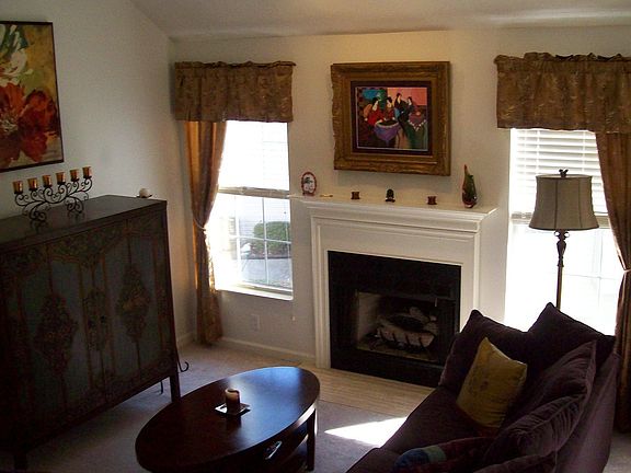 Greatroom w/Fireplace