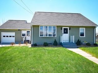 33 Gertrude St, Springfield, MA 01118