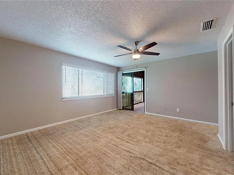 202 Pine Cone Trl — Photo 26