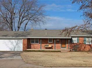 1215 N Wood Ave, Wichita, KS 67212