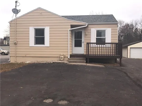 3705 57th St, Des Moines, IA 50310