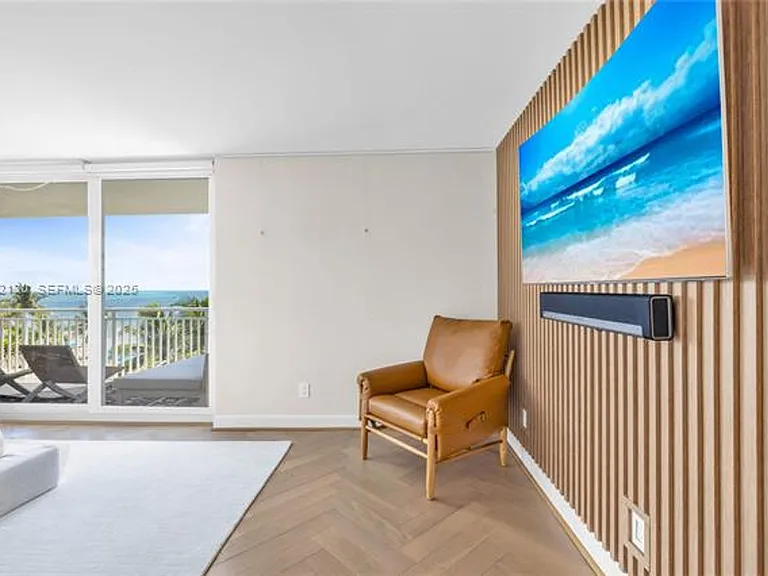 615 Ocean Dr #6A — Photo 10