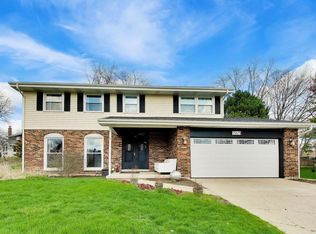 5S671 Buttonwood Ct, Naperville, IL
