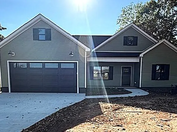 8002 Hillsboro Hwy, Hillsboro, TN 37342