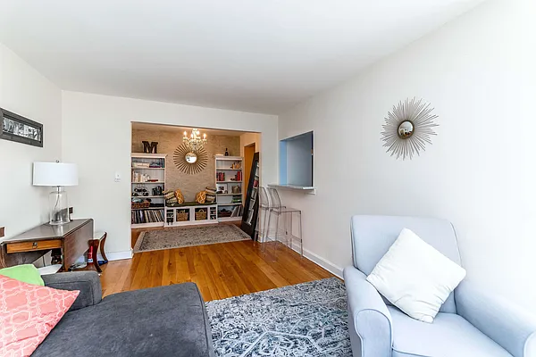 Sold by Keller Williams Realty Landmark | media 17