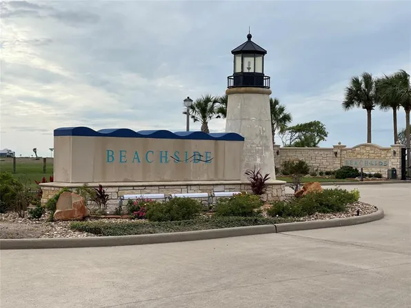 3068 Palacios Bay Drive, Palacios, TX 77465