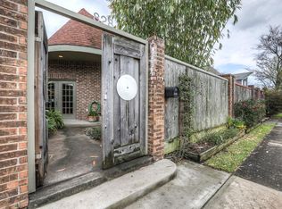 828 W 27th St, Houston, TX 77008