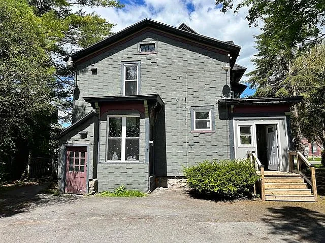 914 State St #3 — Photo 7