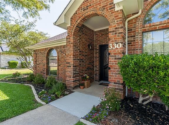 2nd image of 330 Greentree Dr