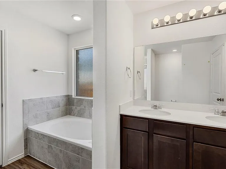 3204 Kenner Dr — Photo 23