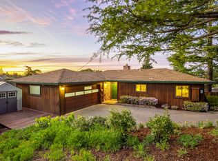 28 Meadowglen Drive, Petaluma, CA 94952