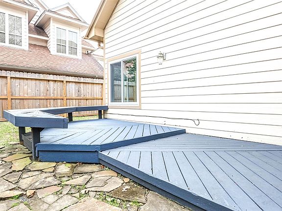 5th image of 1553 Beaconshire Rd