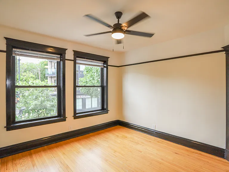 3803 N Lincoln Ave #2S — Photo 8