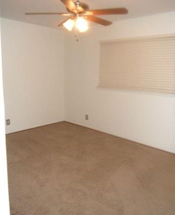 4th image of 1823 Glengarry Dr