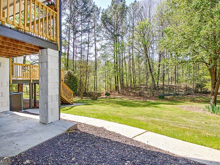 140 Mary Freeman Rd — Photo 58