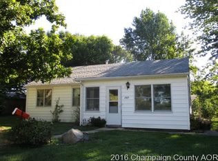 209 N White Oak St, Camargo, IL 61919